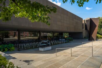 Photo of Carnegie Museum of Art